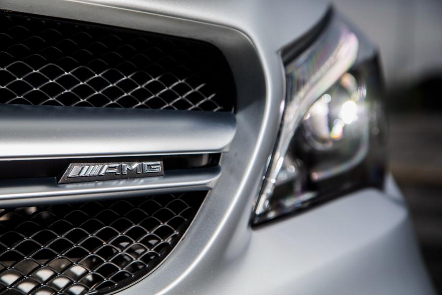 Детали экстерьера Mercedes-AMG CLA45 4Matic (C117) 2016 года  (NA) (фото 18 из 34)